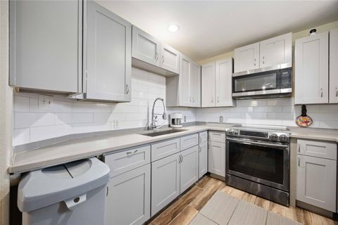 Tiny photo for 2311 Russell Street, Houston, TX 77026 (MLS # 17397634)