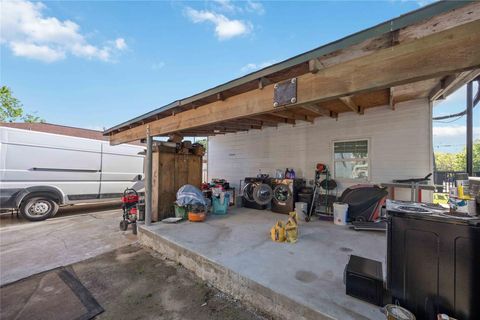 Tiny photo for 2311 Russell Street, Houston, TX 77026 (MLS # 17397634)