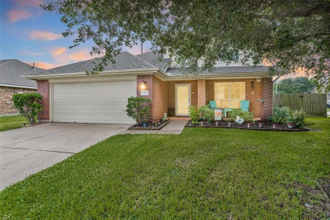 Photo of 8302 Coriander Lane, Baytown, TX 77521 (MLS # 57535969)
