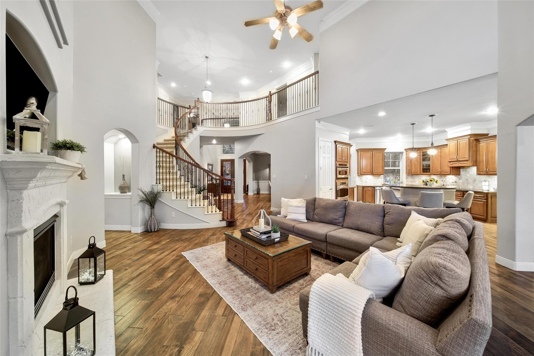 5902 Royal Hill Court