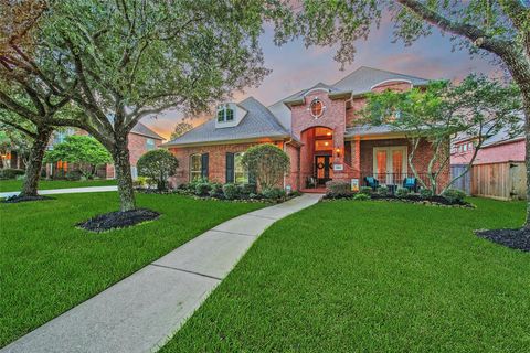 Photo of 5902 Royal Hill Court, Houston, TX 77345 (MLS # 96002269)