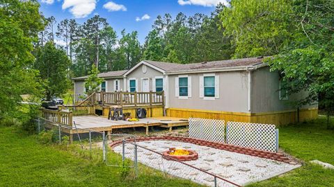 Photo of 375 White Oak Cove, Onalaska, TX 77360 (MLS # 16247428)
