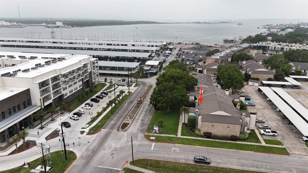 Photo of 7014 N Holiday Drive, Galveston, TX 77550 (MLS # 60218860)