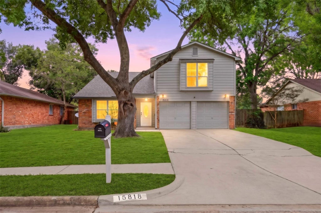 Photo of 15818 Manfield Drive, Houston, TX 77082 (MLS # 69848418)