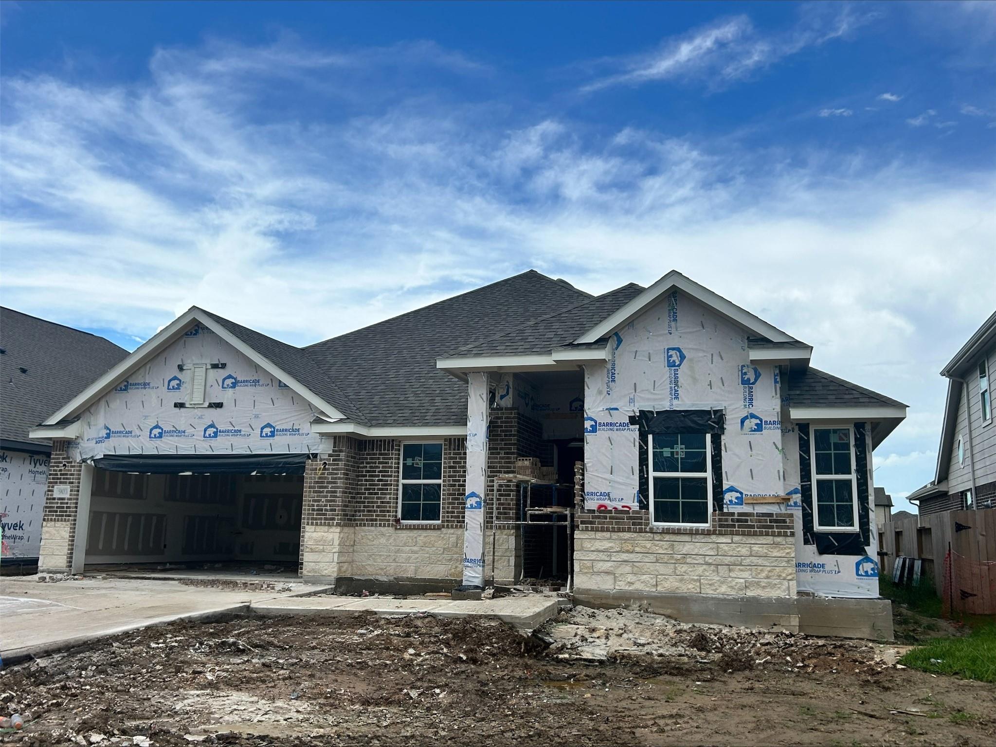 903 Kingwood Drive