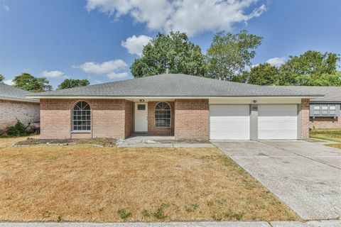Photo of 23203 Pennsgrove Road, Spring, TX 77373 (MLS # 47145264)