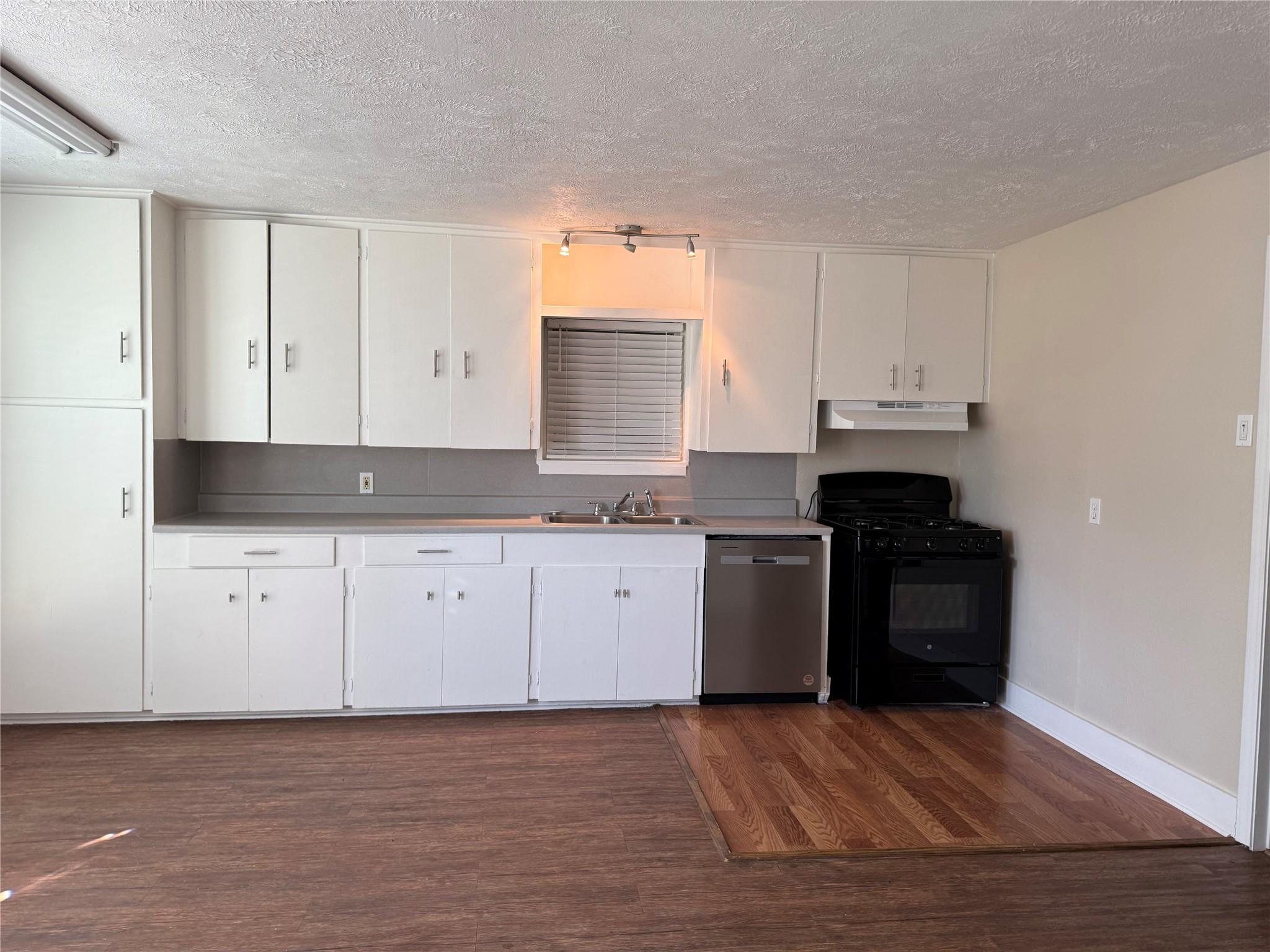 726 4th Street