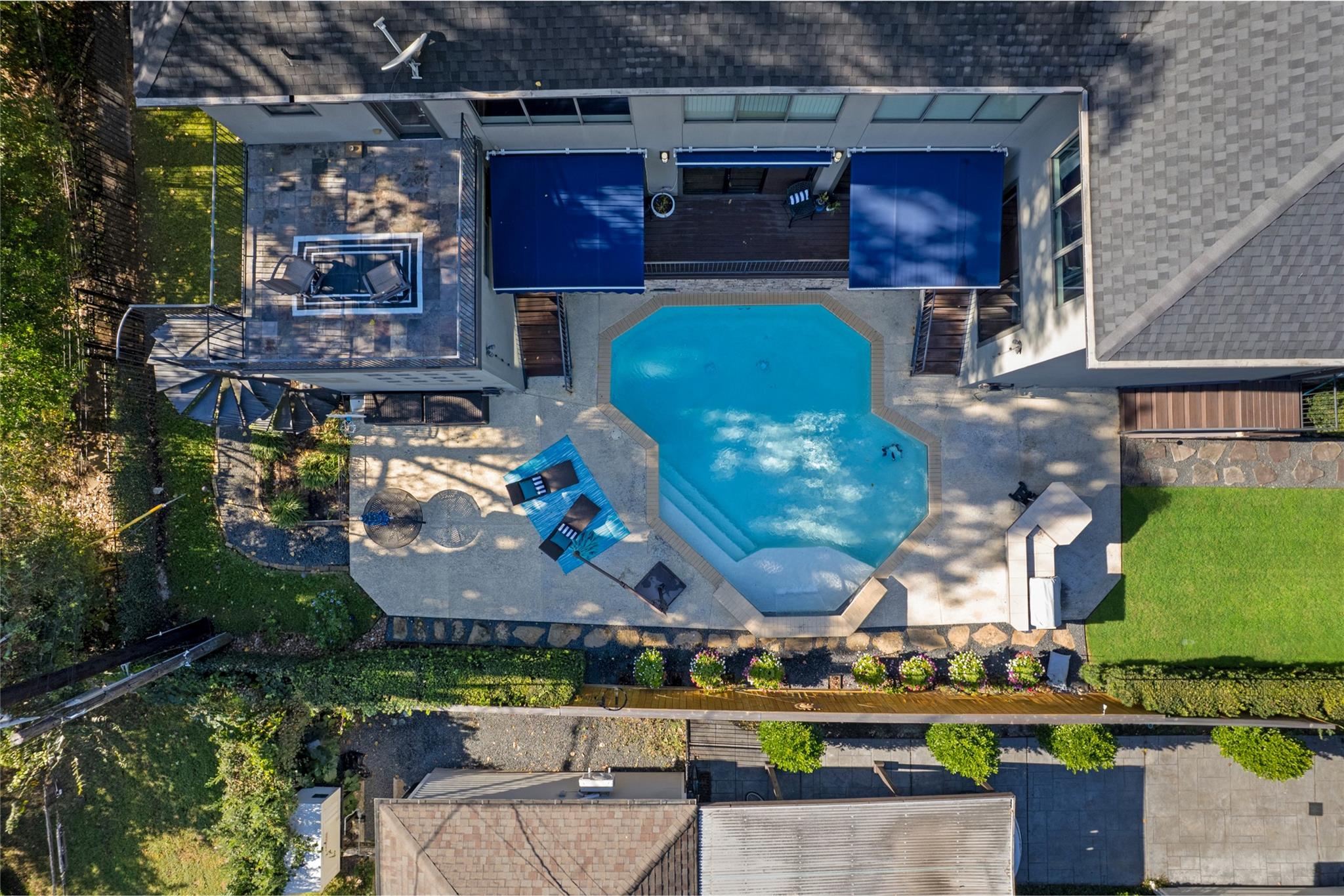 1106 Timbergrove Lane