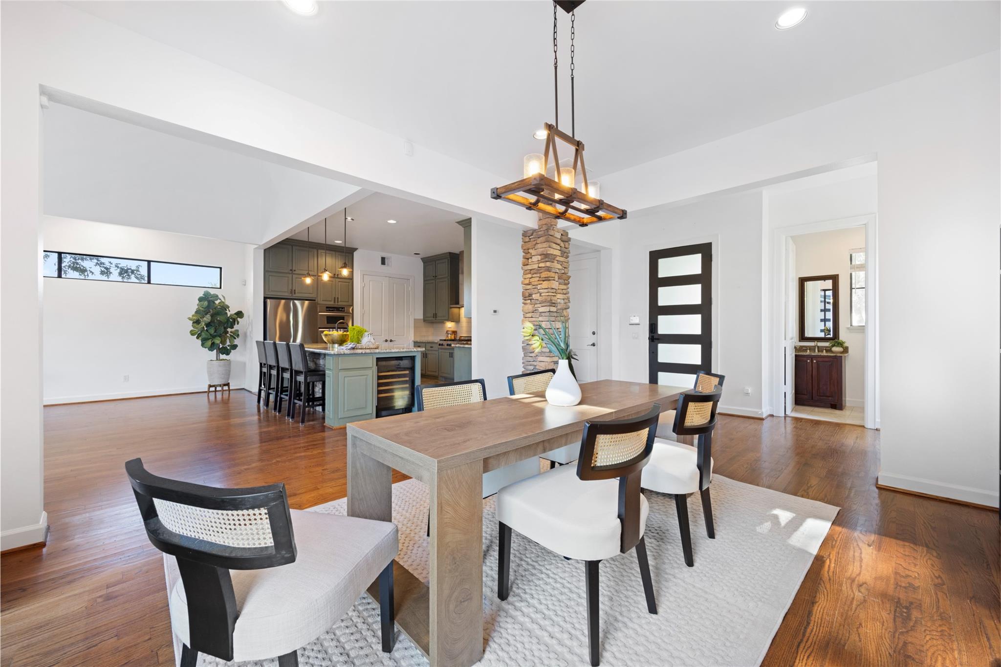 1106 Timbergrove Lane