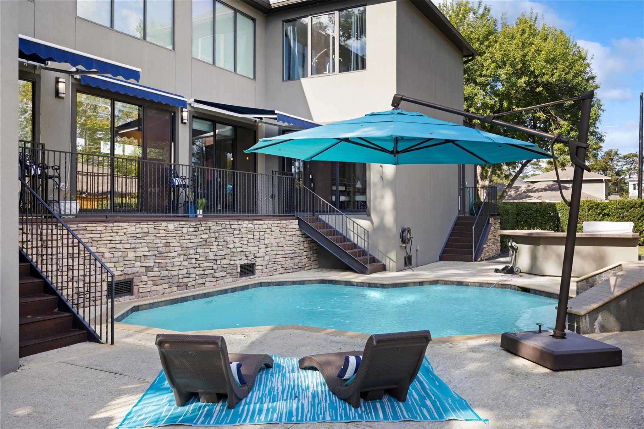 1106 Timbergrove Lane