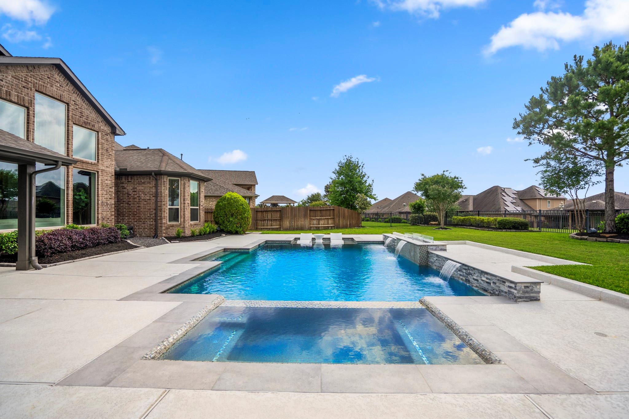 16610 Harbor Falls Drive