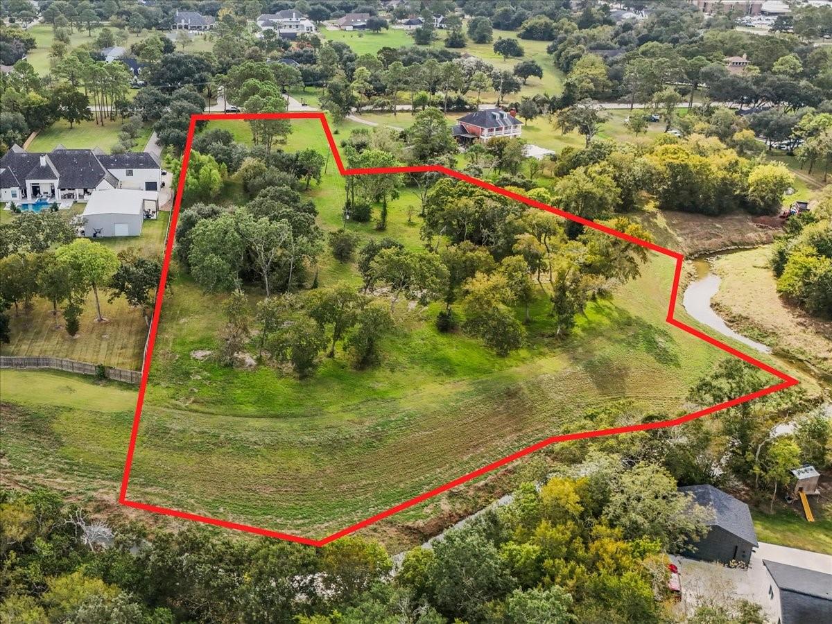 912 Falling Leaf Drive