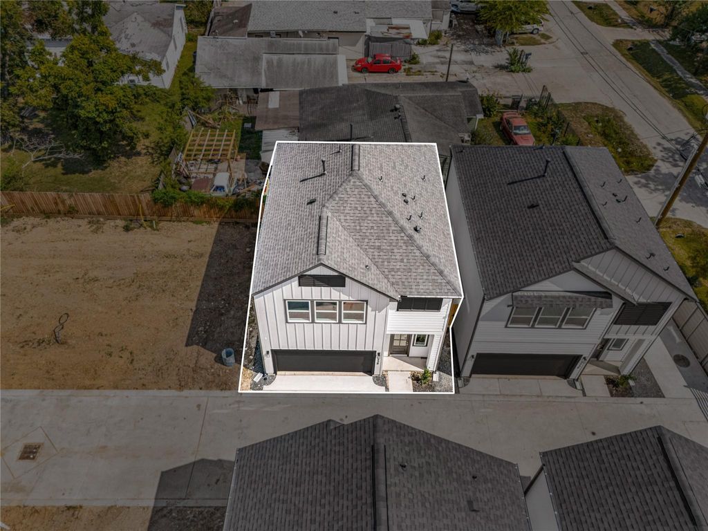Photo of 243 Rebecca Street #E, Houston, TX 77022 (MLS # 31845676)