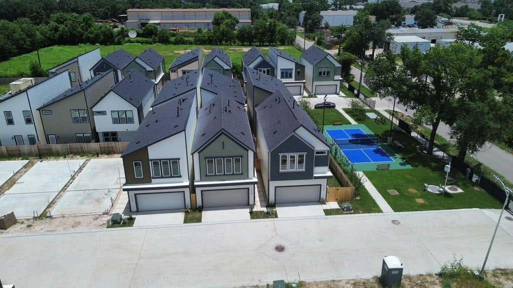 Photo of 5308 Jesselton Lane Ln, Houston, TX 77091 (MLS # 13956673)