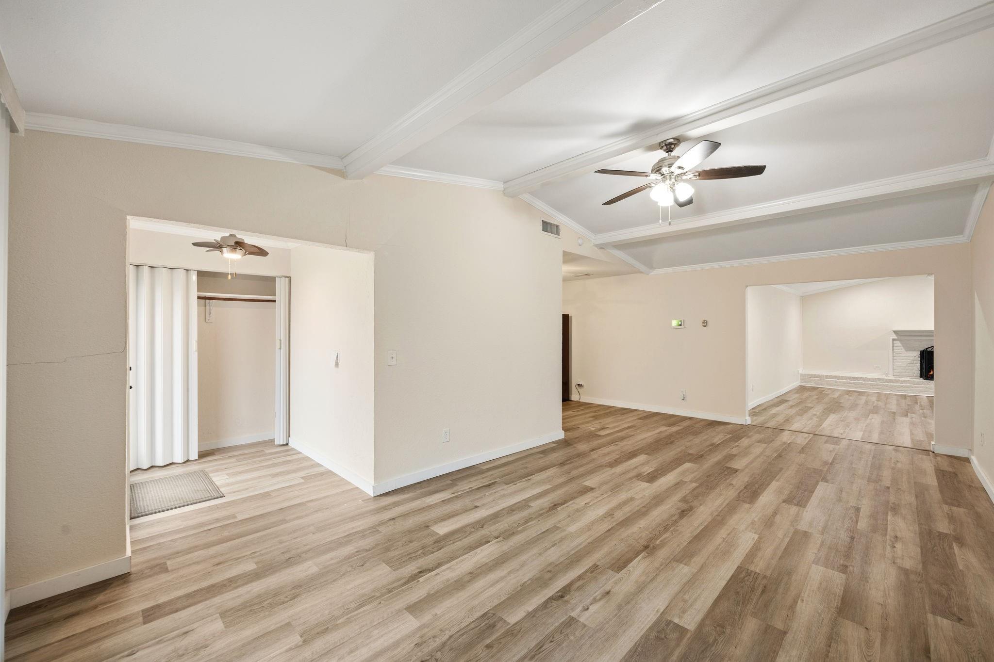 8120 Greenhollow Lane