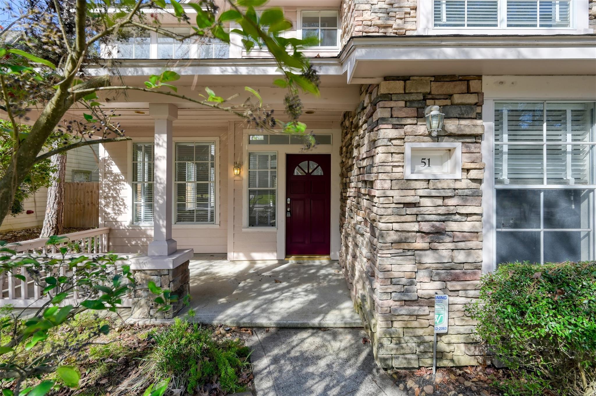 51 E Greywing Circle