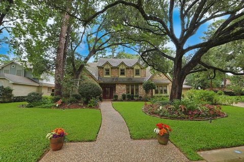 Photo of 6719 Walton Heath Drive, Houston, TX 77069 (MLS # 6518353)