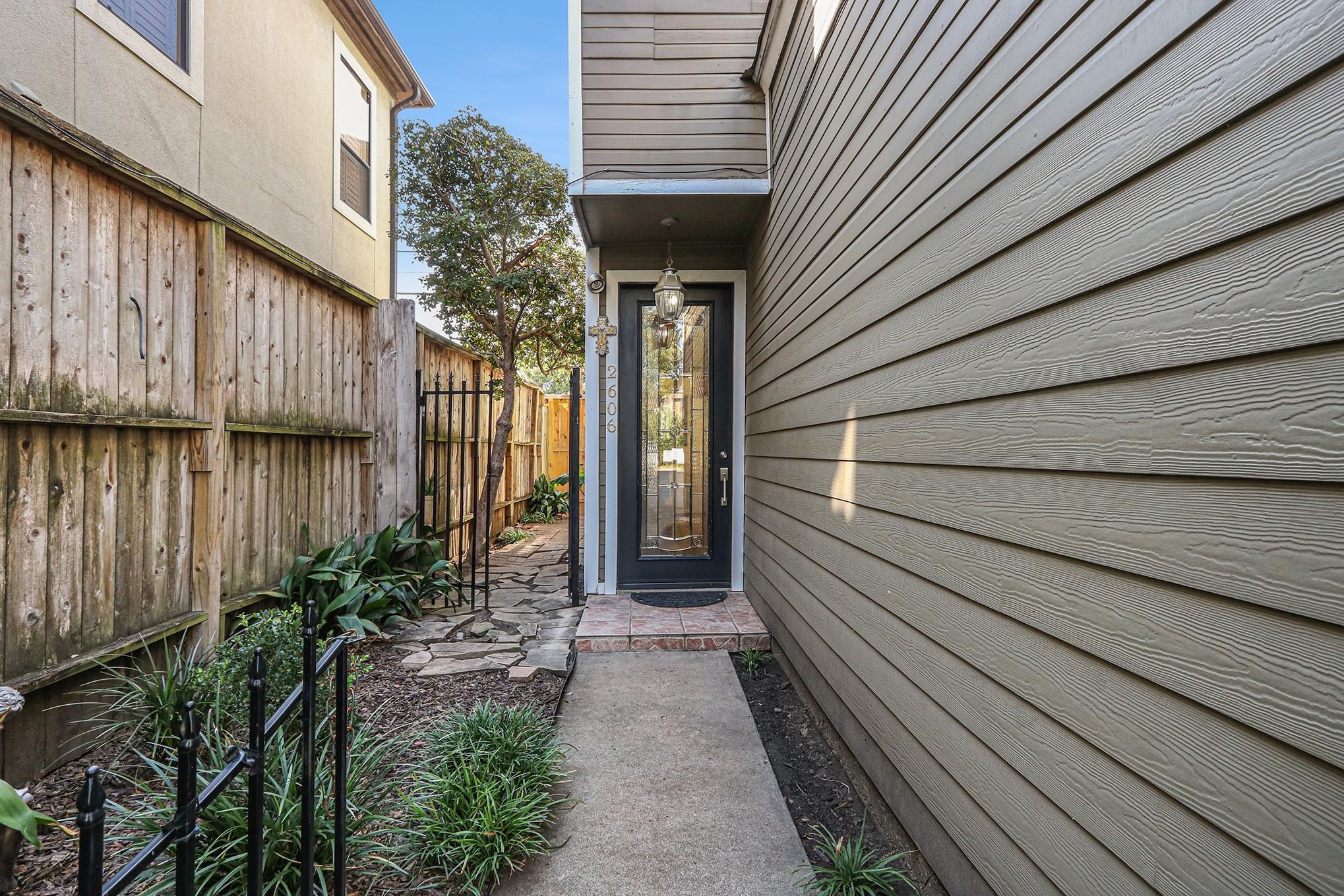 2606 Nantucket Drive