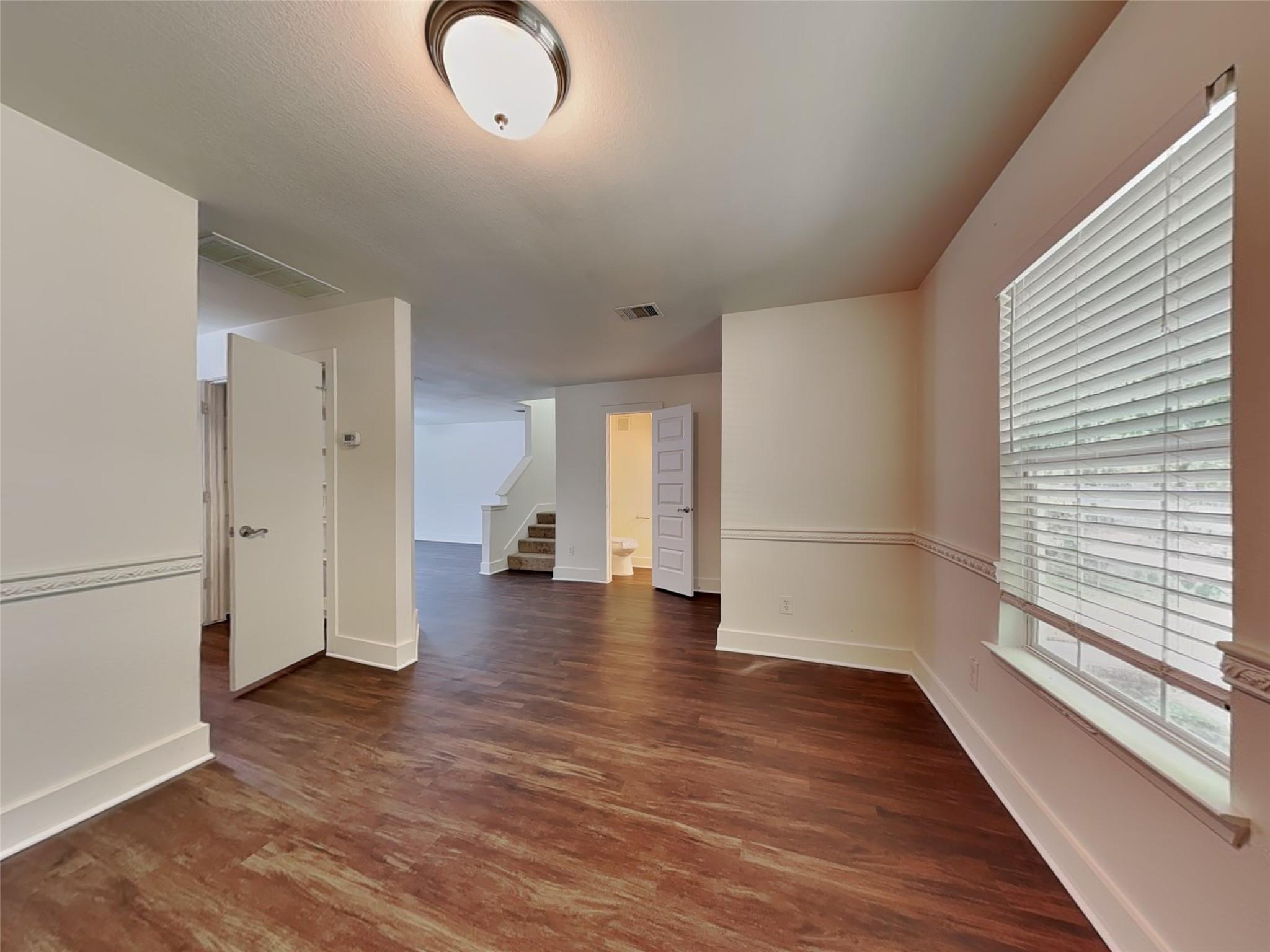 26880 Haileys Manor