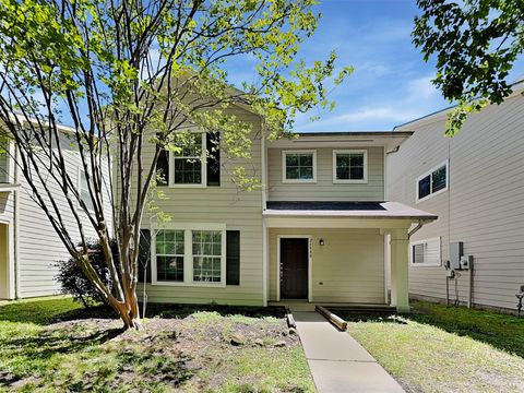 Photo of 26880 Haileys Manor, Kingwood, TX 77339 (MLS # 10711432)