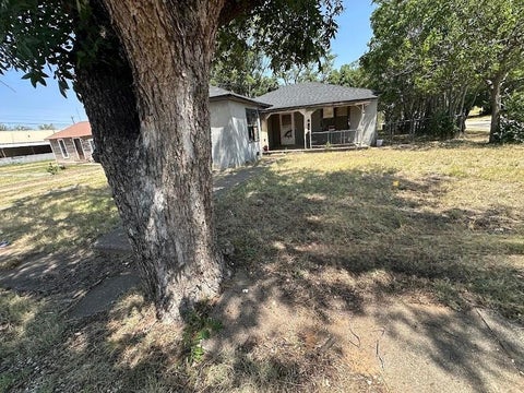 Photo of 644 E 16th Street, Colorado City, TX 79512 (MLS # 33783232)