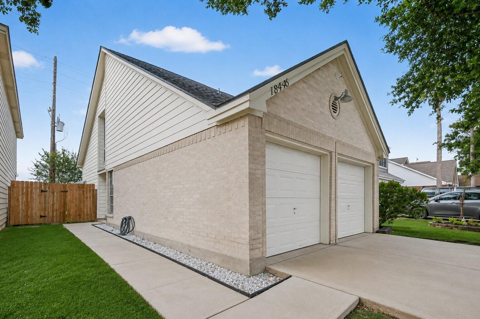 18446 N Willow Bluff Road