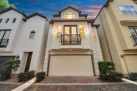 Photo of 3422 Center Street, Houston, TX 77007 (MLS # 25235851)