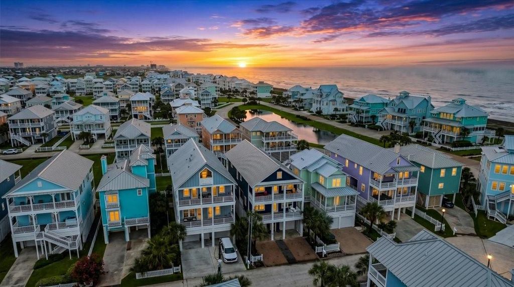 Photo of 3827 Conch, Galveston, TX 77554 (MLS # 22323580)