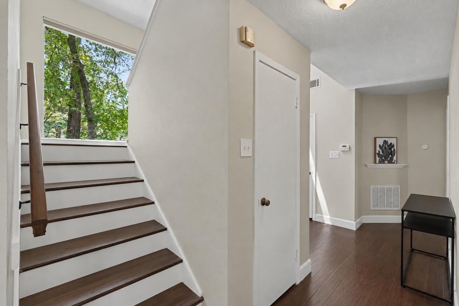 2314 Chestnut Oak Place