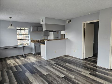 Photo of 2750 Holly Hall Street #702, Houston, TX 77054 (MLS # 3489442)