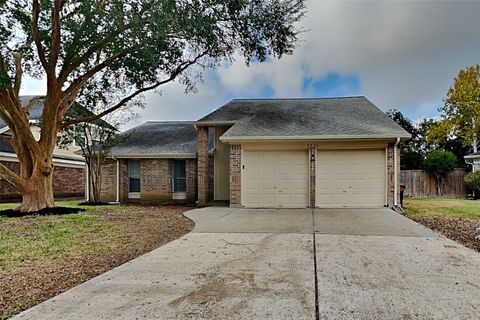 Photo of 2906 Lotus Lane, Pearland, TX 77584 (MLS # 83161666)