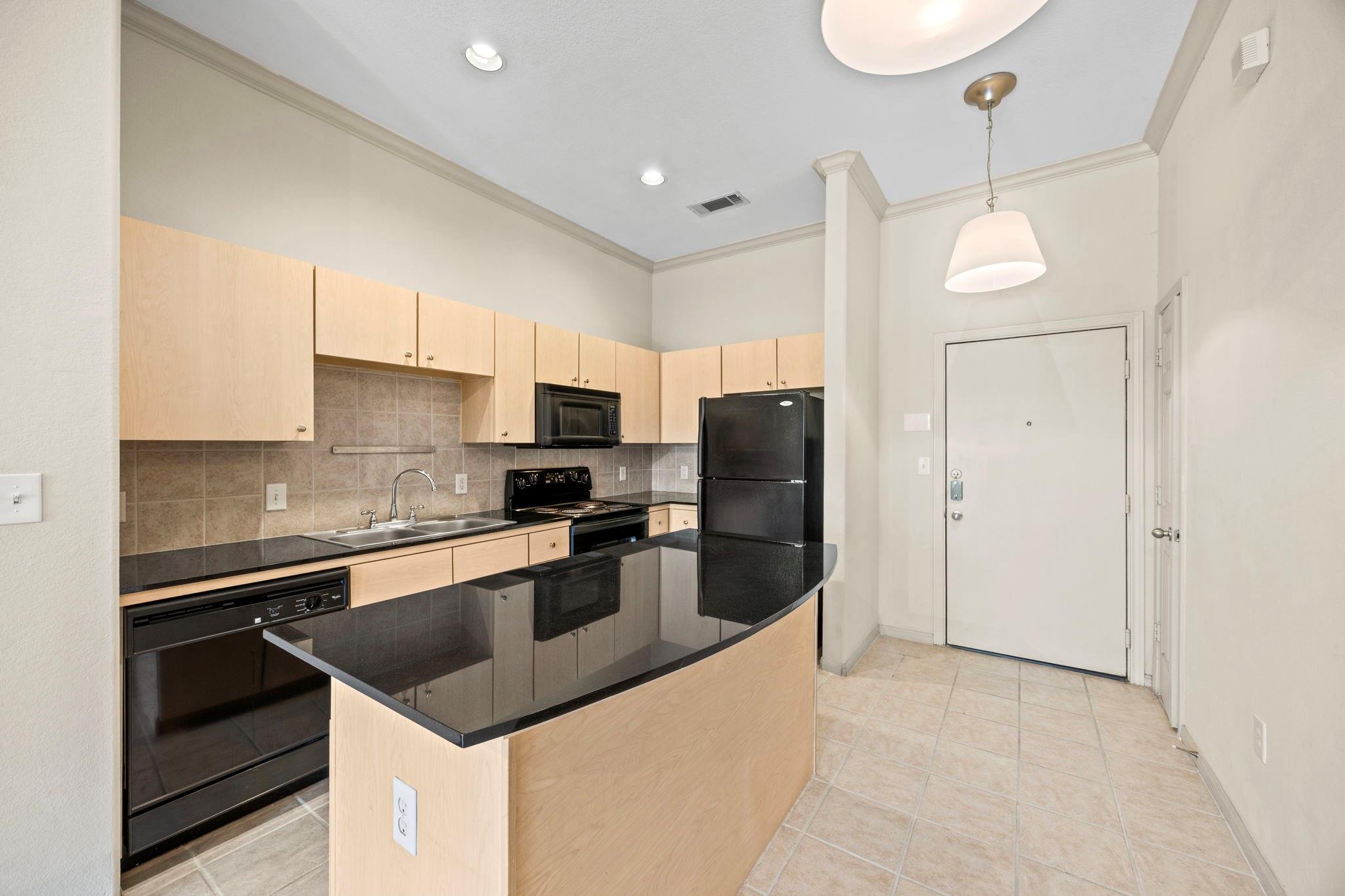 1441 East Street 207