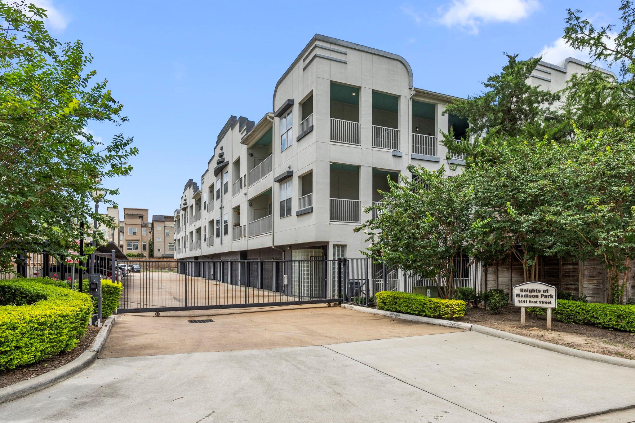 1441 East Street 207