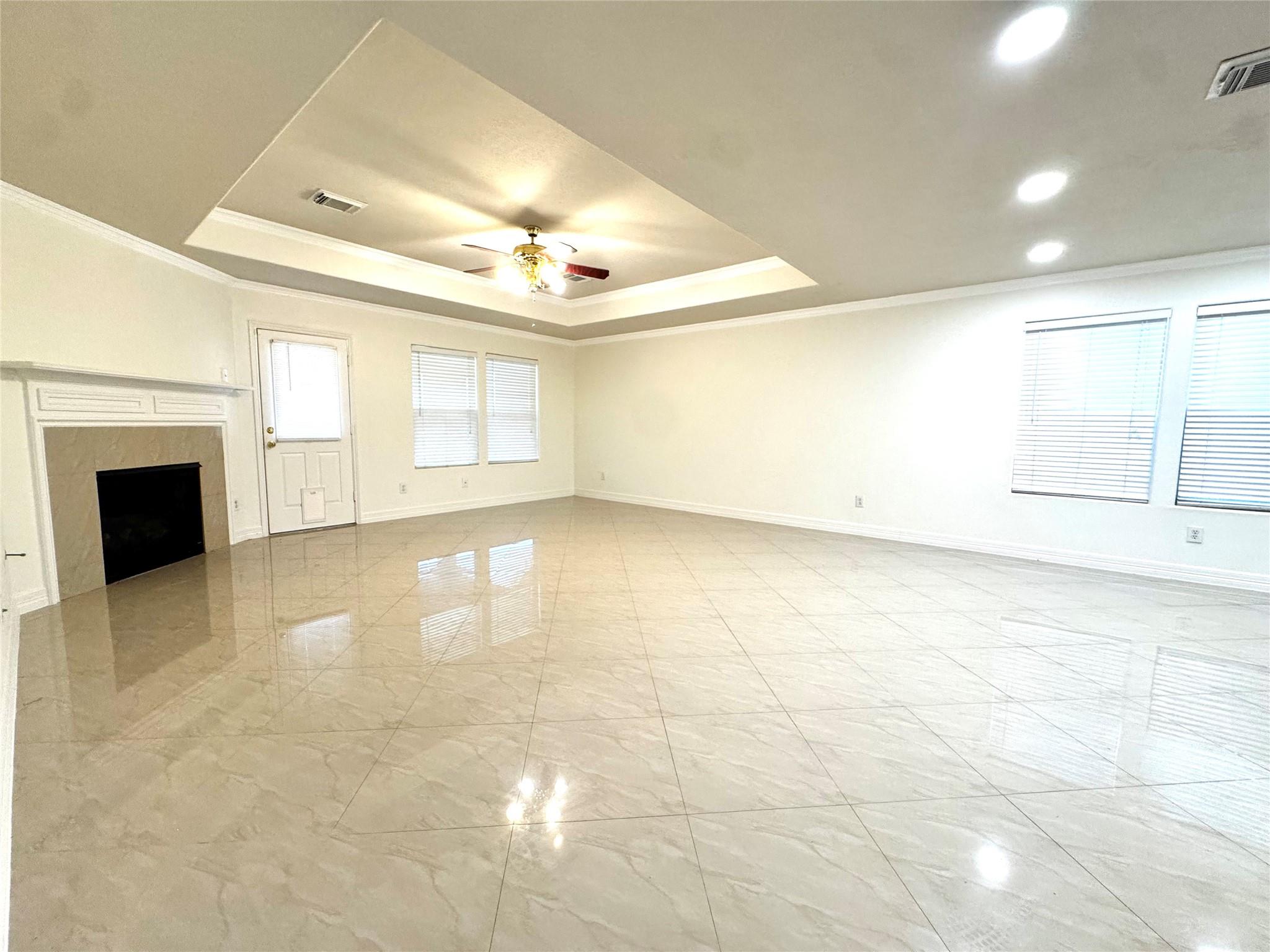 8831 Stratfield Lane