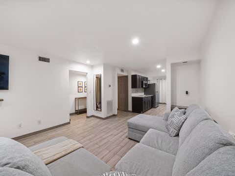 Tiny photo for 9616 Long Point Road #47, Houston, TX 77055 (MLS # 81998725)