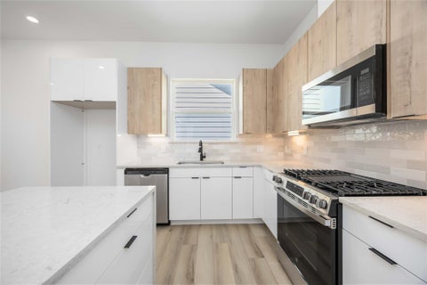 Photo of 6737 Peerless Street #B, Houston, TX 77021 (MLS # 72731603)