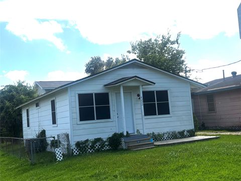 Homes For Sale - 4222 Sevan Street<br/> Galveston County, Bacliff, TX 77518