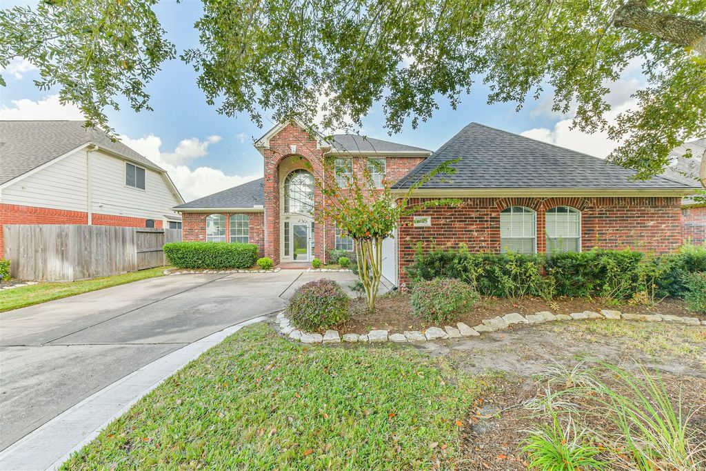 Photo of 10415 Claybrook Drive, Houston, TX 77089 (MLS # 25780932)