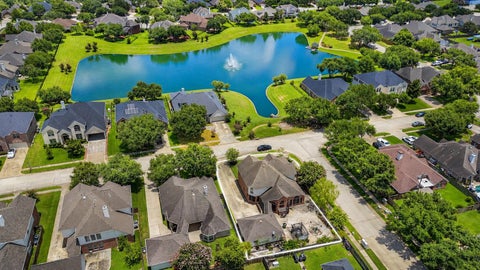 Homes For Sale - 20003 Glen Lake Drive<br/> Harris County, Spring, TX 77388