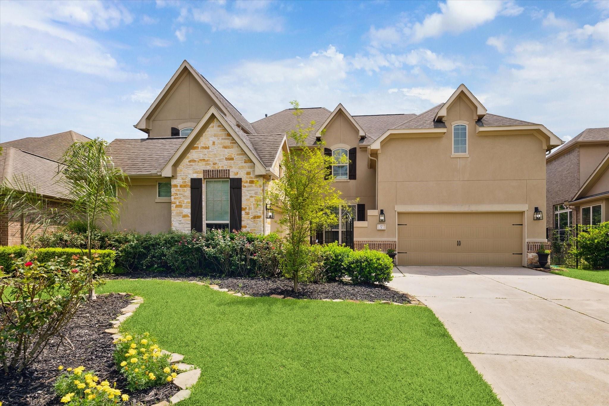 27 Tioga Place