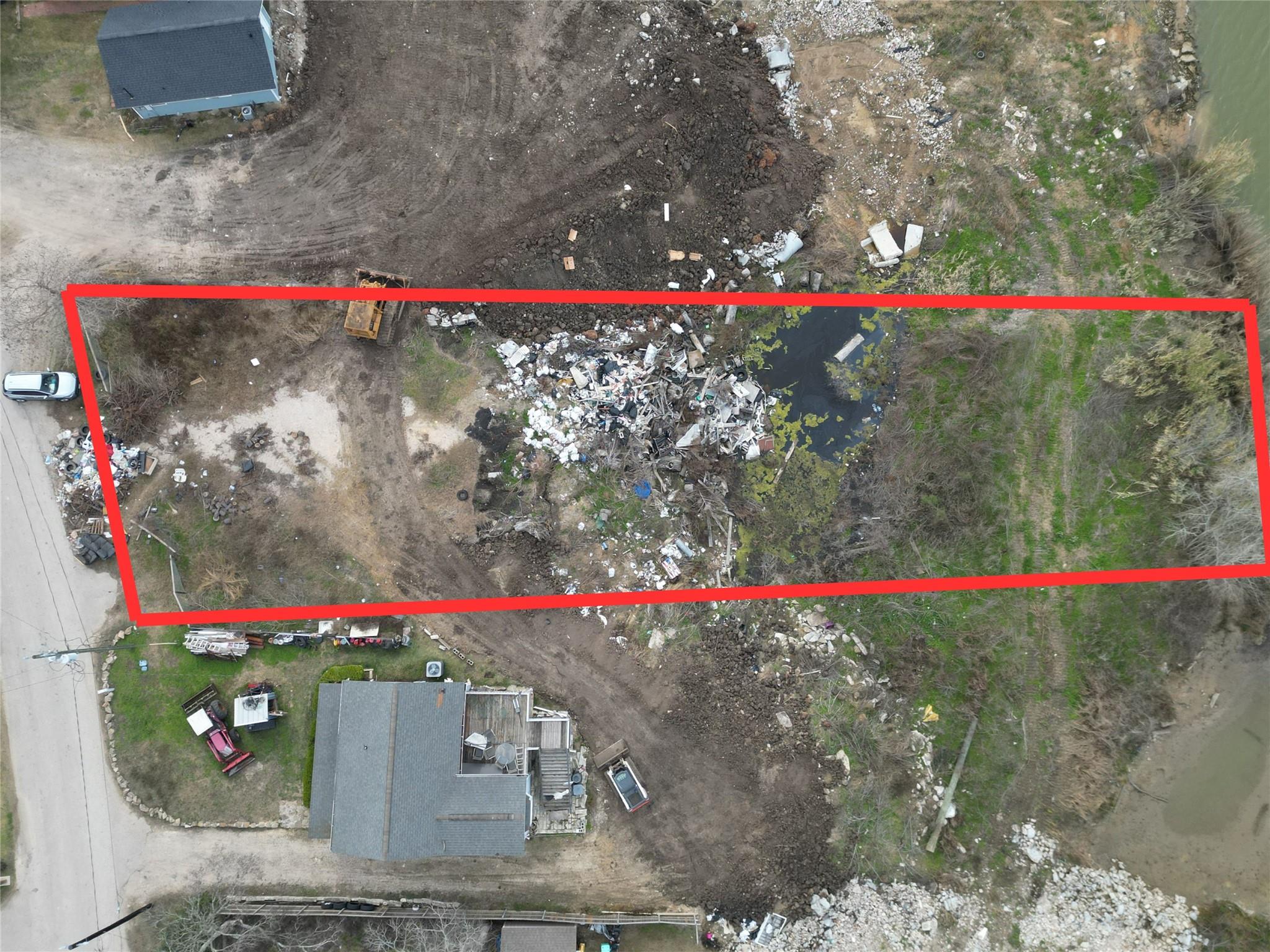 211 Riverside Street