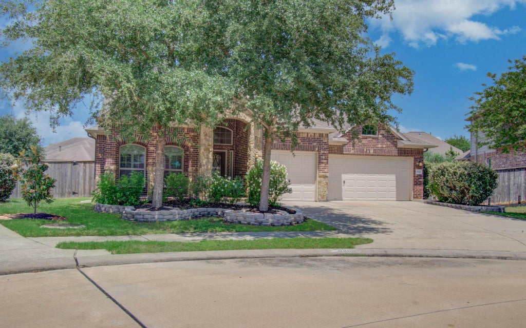 Photo of 28666 Pleasant Forest Dr DR, Katy, TX 77494 (MLS # 59046950)