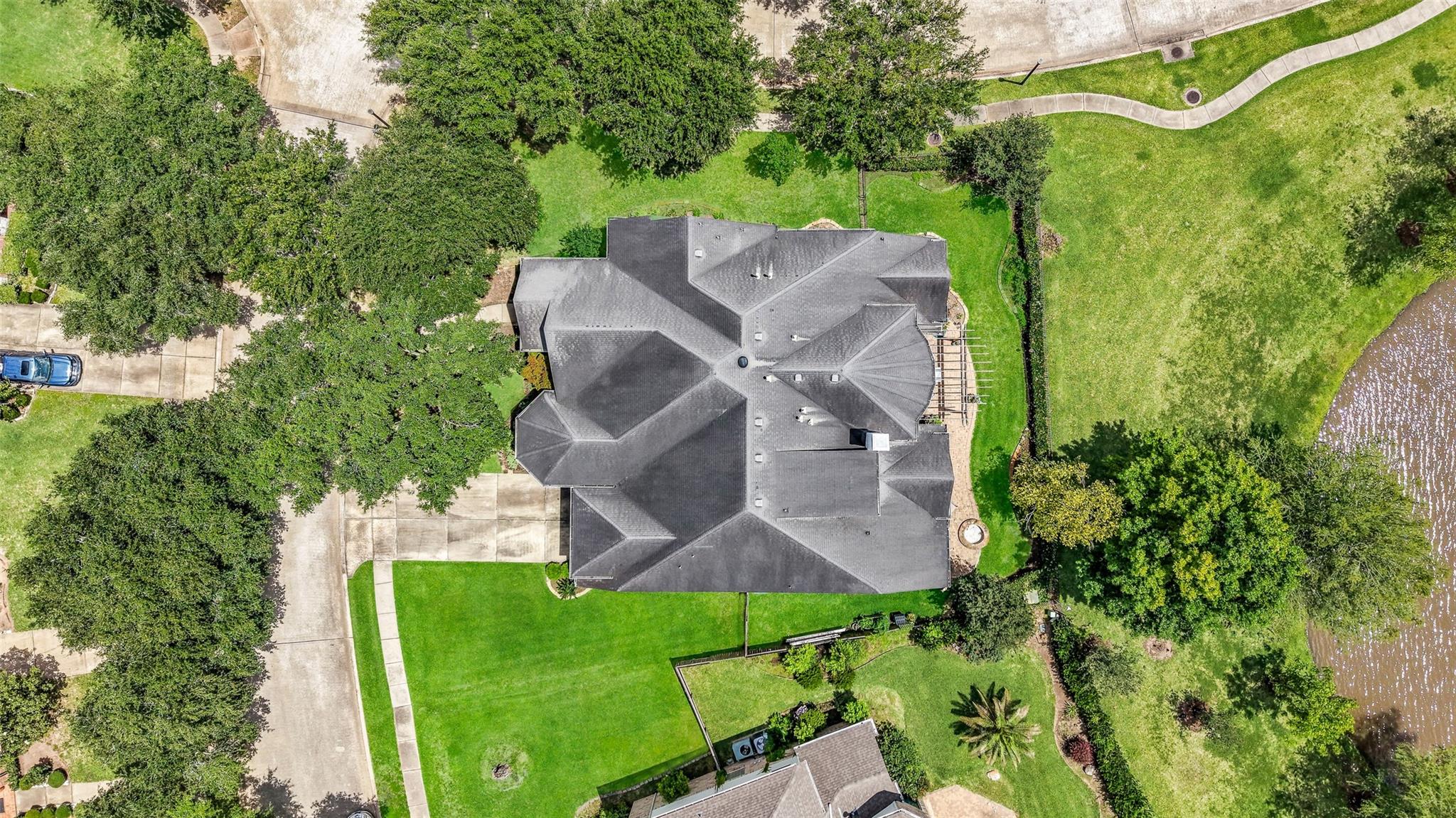 2603 Little Lake Court