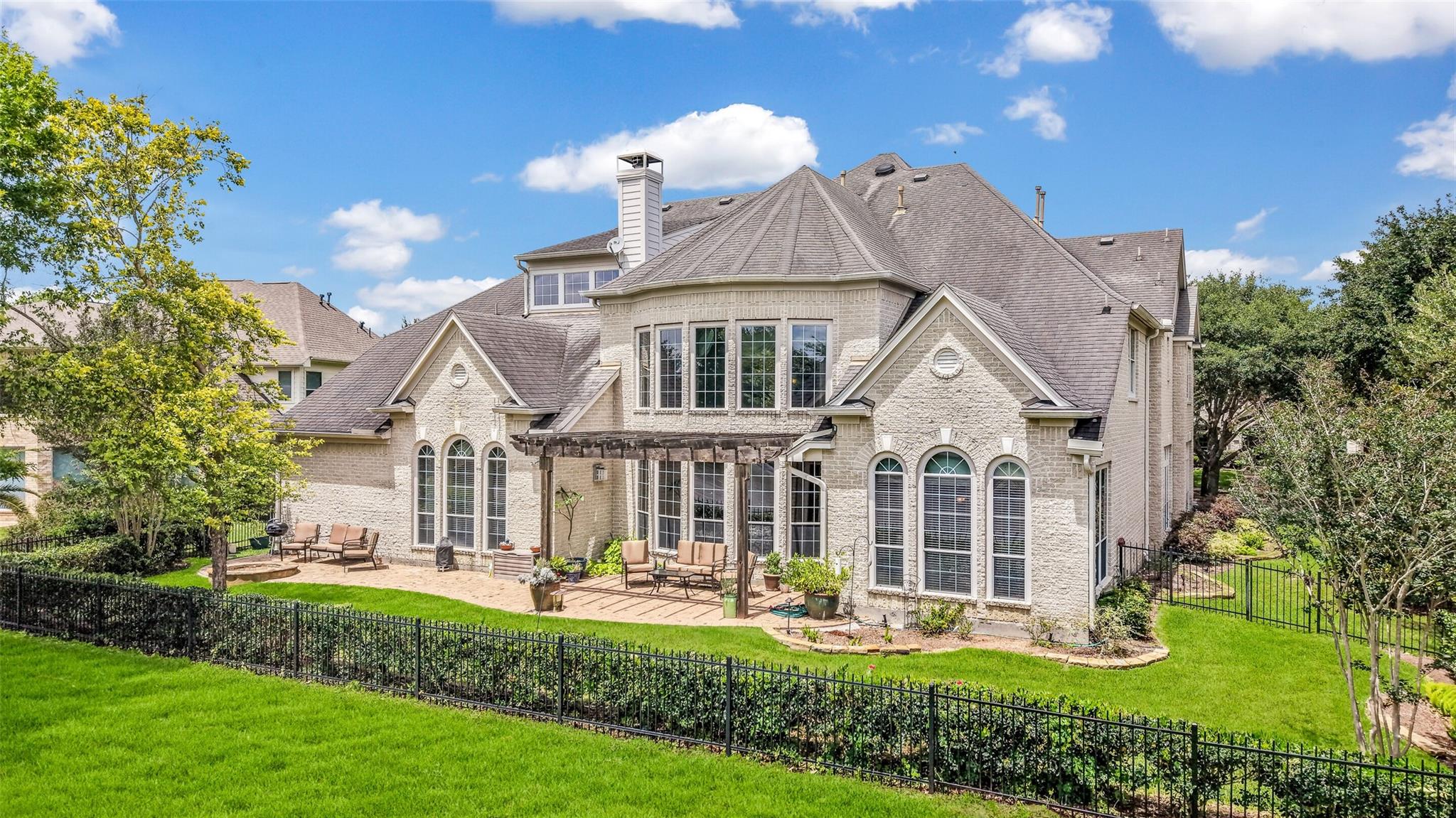 2603 Little Lake Court