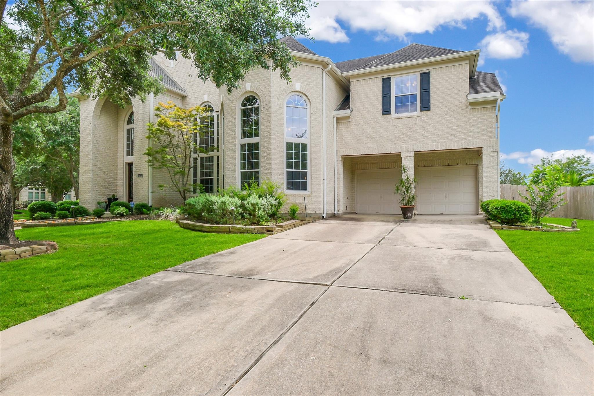 2603 Little Lake Court