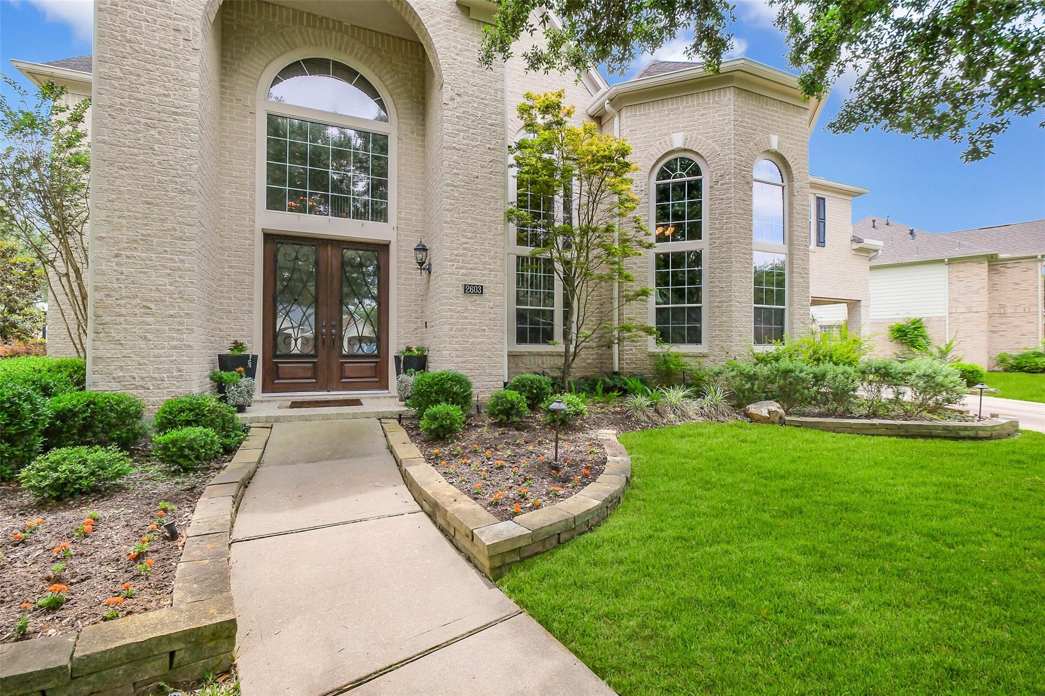 2603 Little Lake Court