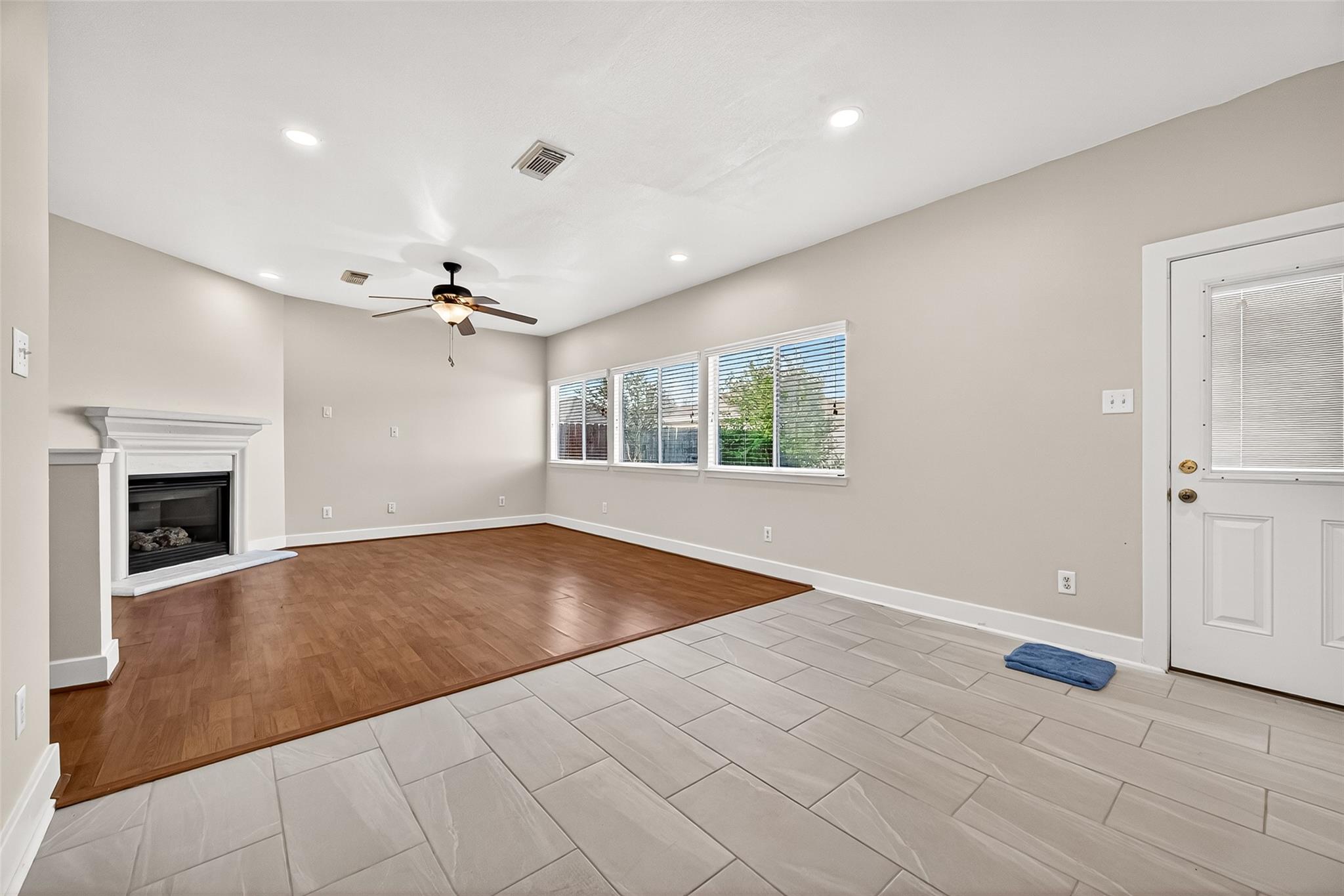 6247 Settlers Lake Circle E