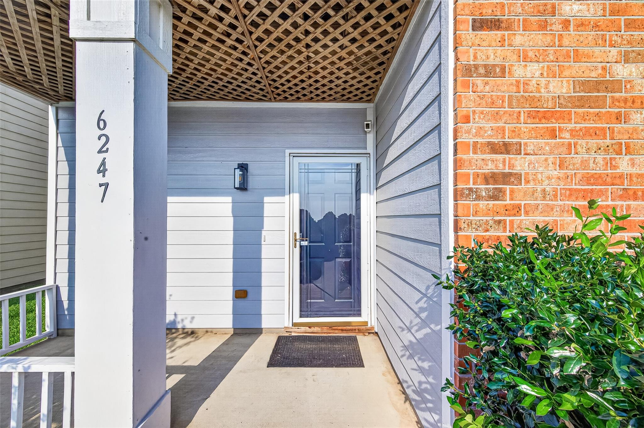 6247 Settlers Lake Circle E