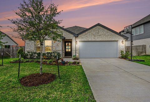 Photo of 5842 Wayne Way, Rosenberg, TX 77471 (MLS # 96514921)