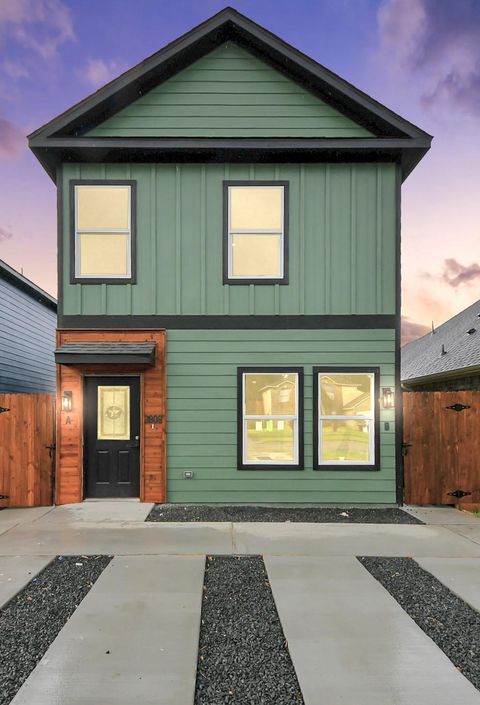 Photo of 3808 Hiford Drive, Houston, TX 77047 (MLS # 21731727)